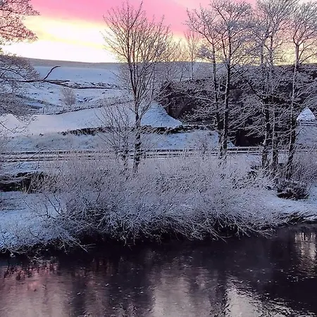 Riverside Cottage, Helwith Bridge, Yorkshire Dales * Horton in Ribblesdale