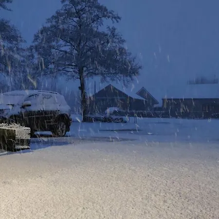Riverside Cottage, Helwith Bridge, Yorkshire Dales Holiday home Horton in Ribblesdale