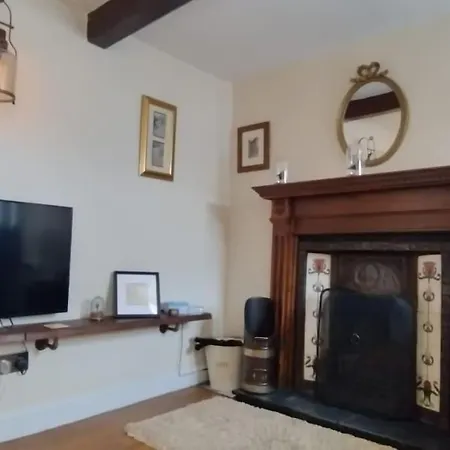 Riverside Cottage, Helwith Bridge, Yorkshire Dales Holiday home *